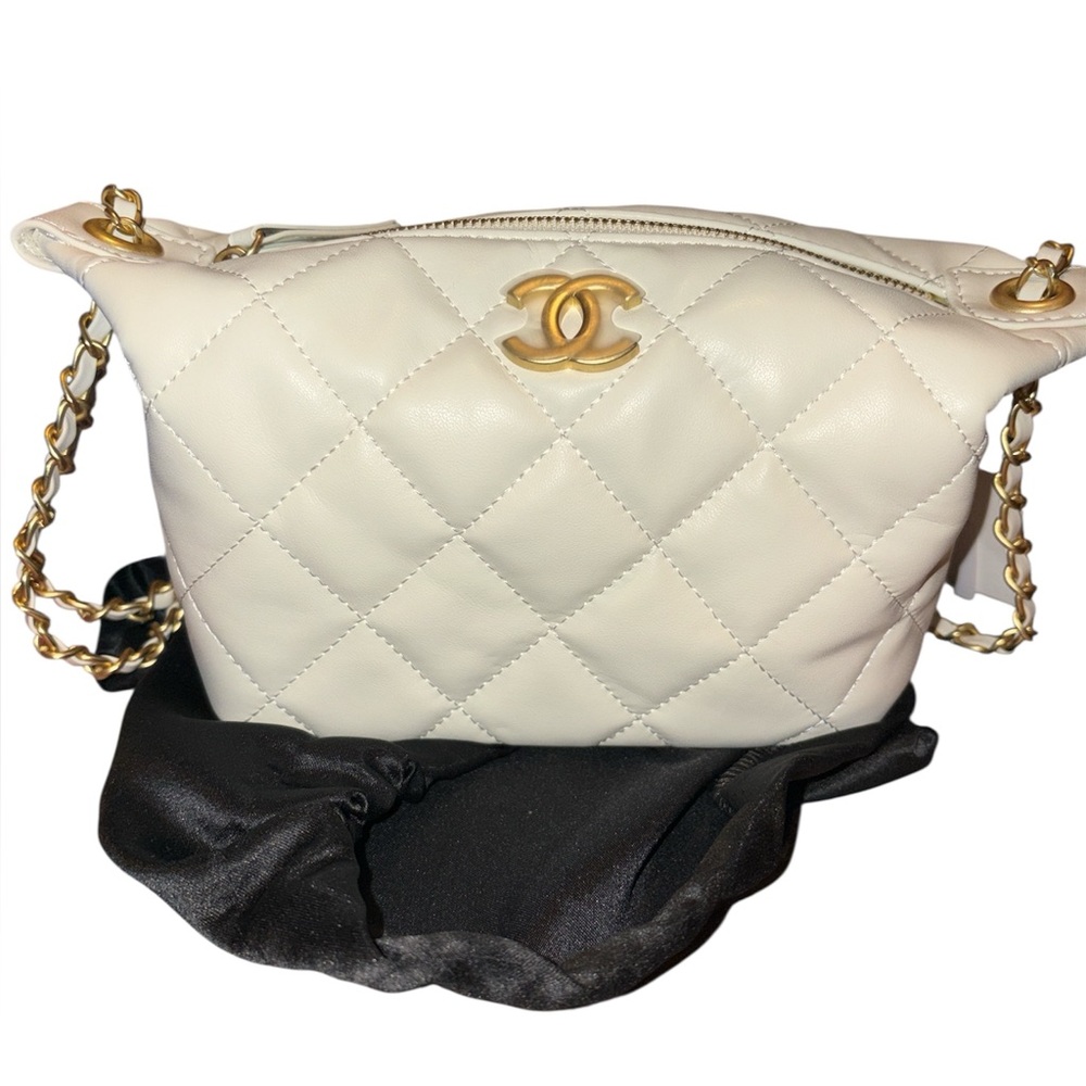 Fashion Lux Light Pink Quilted Crossbody Bag